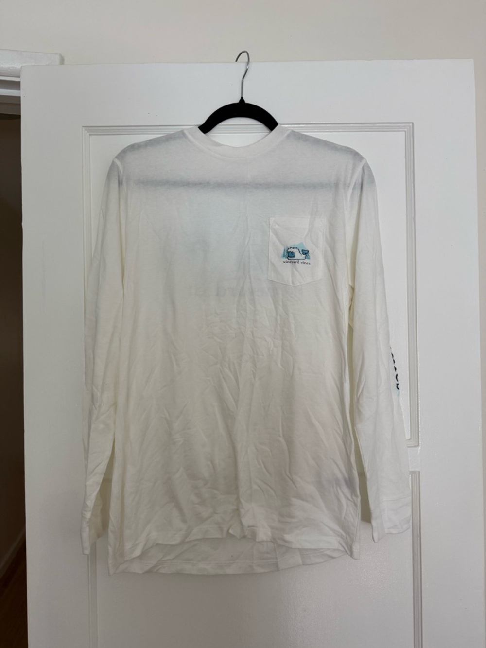 Vineyard Vines White Long-Sleeve Pocket Tee with Small Logo